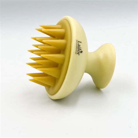 Массажер для мытья волос и кожи головы La'dor Dermatical Shampoo Brush ...