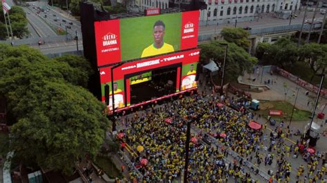 Les Meilleures Publicit S Les Plus M Morables De La Coupe Du Monde