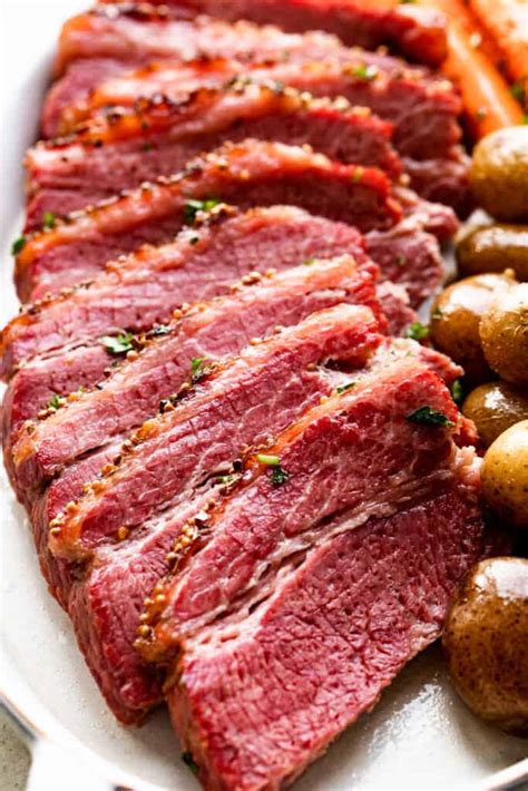 Easy Crock Pot Corned Beef Recipe How To Cook Corned Beef