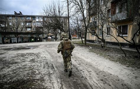 Guerre En Ukraine Pour La Journaliste Alexandra Jousset Déployer Les