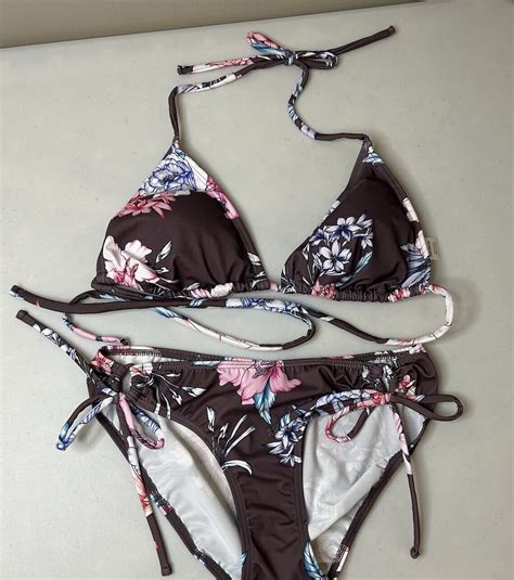 Venus Fun Floral String Bikini Triangle Top 34D 36C Gem