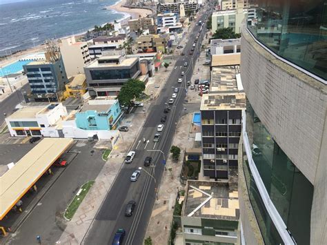 Manifestantes Fazem Carreata Em Salvador Bahia G