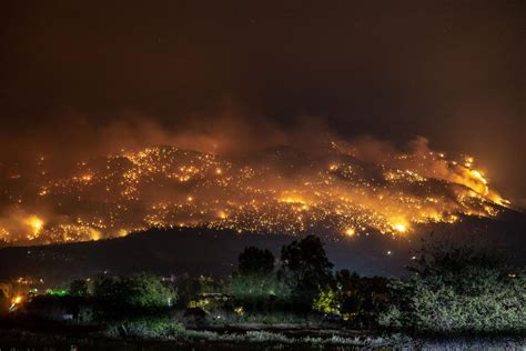 Three Homes Lost As Lake Christine Fire Grows To 4 900 Acres Overnight News