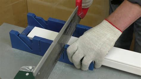 Приёмы пиления кабель канала под стандартными углами - YouTube