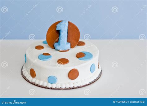 Birthday Cake For 1 Year Old Boy Images | The Cake Boutique