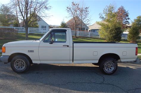 1991 Ford F 150 4 9l 2wd Efi Inline 6 Fresh Re Spray Runs Great No Reserve Classic Ford F 150