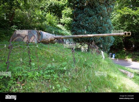 Position des pantherturms Fotos und Bildmaterial in hoher Auflösung