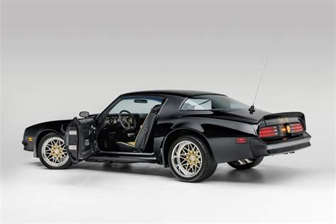 For Sale A Burt Reynolds Owned 1978 Pontiac Firebird Formula 8 2L 5