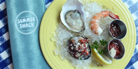 Dine-in & Take-out Seafood at Mohegan Sun | Summer Shack