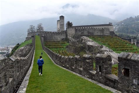 Bellinzona In Un Giorno Dai Castelli Al Centro Storico Viaggi Nel Tempo