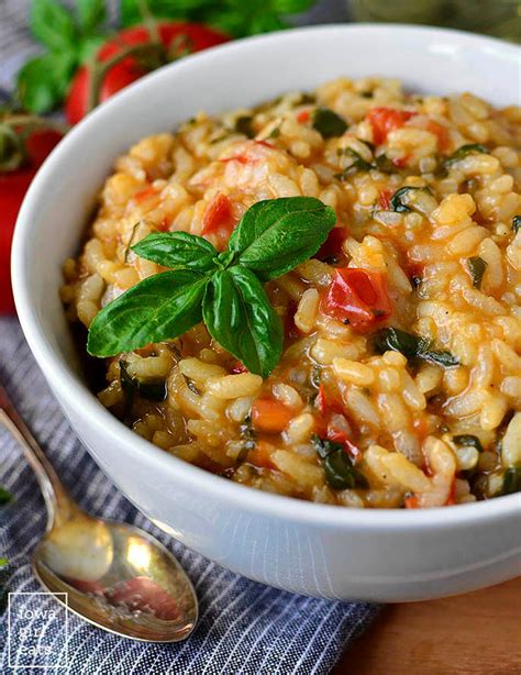 Tomato-Basil Risotto - Summer in a Bowl