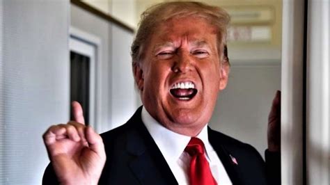 Nude Photos Of Donald Trump Surface In The Bronx The Spoof