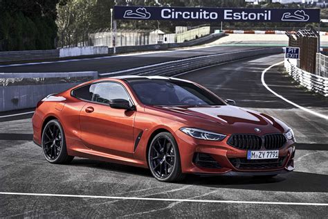 Das Neue Bmw M850i Xdrive Coupé In Außenfarbe Sunset Orange Und 20 M Leichtmetallräder Y