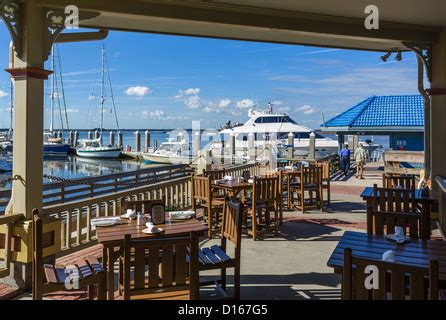 Brett's Waterway Cafe on the waterfront in historic Fernandina Beach, Amelia Island, Florida ...