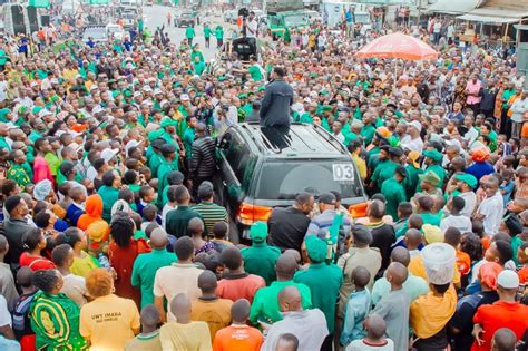 Wananchi Waridhishwa Na Utekelezaji Wa Miradi Simiyu Mabilioni Ya