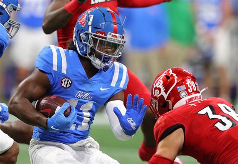 Ole Miss Dontario Drummond Named To Biletnikoff Award Watch List The