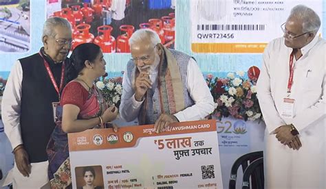 A T To Make Lives Easypm Modi Inaugurates Projects Worth Rs 7600