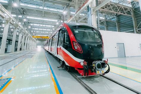 Trainset Lrt Jabodebek Siap Beroperasi Waktu Tunggu Lebih Cepat