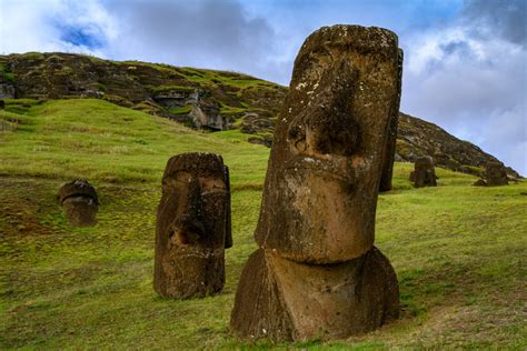 Moai Di Vitorchiano L Incredibile Storia Del Monolite Viterbese