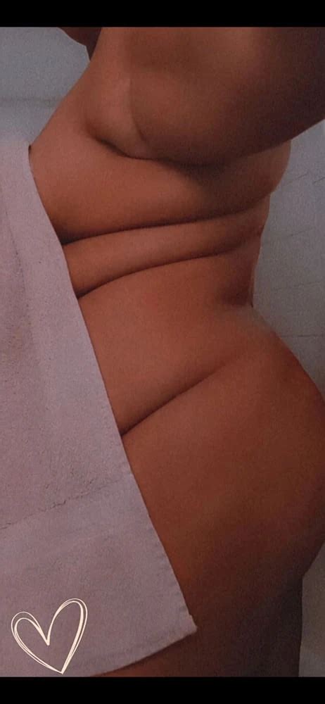 Curvy Caramel Skin Nude Pics XHamster