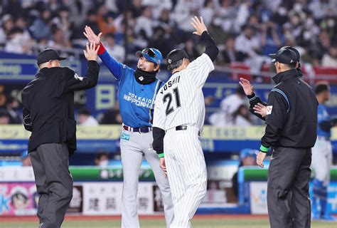 【日本ハム】1309日ぶり貯金！新庄監督「気分いいもんね。1位だもん」就任3年目で初開幕星 プロ野球写真ニュース 日刊スポーツ