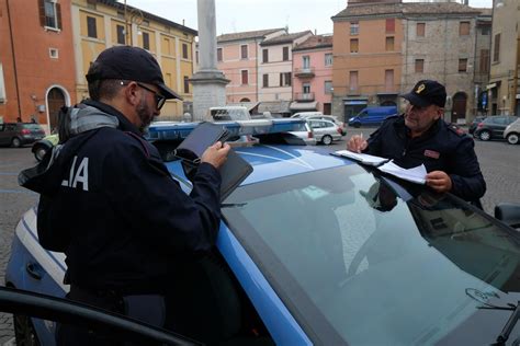 Spaccio In Piazza Xx Settembre Tre Arresti