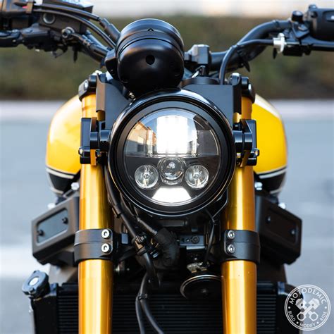 Yamaha BOLT (XV950) LED Headlight Upgrade • MOTODEMIC