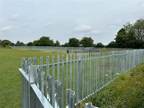 security gate installation  garage forecourt gps fac