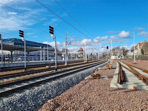 The Work At Olsztyn G Wny Station Sbm Rail