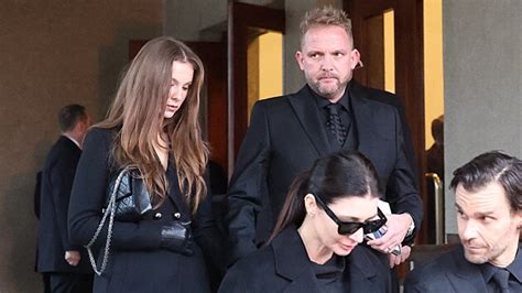 Tereza z Naked Attraction Popsala drsné dětství Expres cz