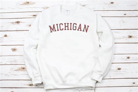 Michigan Sweatshirt Michigan Crewneck Sweatshirt michigan | Etsy