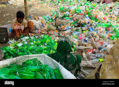 Plastic Recycling Factory In Dhaka Bangladesh Stock Photo Alamy