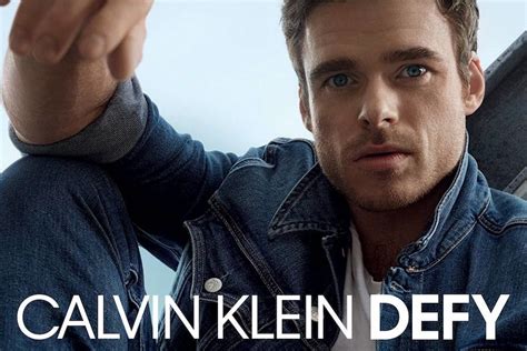 Calvin Klein Lancia Defy Prima Fragranza Maschile In 10 Anni Campagna Con Richard Madden