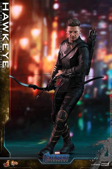 Hot Toys Reveals Hawkeye Ronin And War Machine Avengers Endgame Figures
