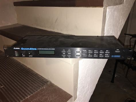 Alesis Quadraverb Digital Effects Processor With Oem Power Supply