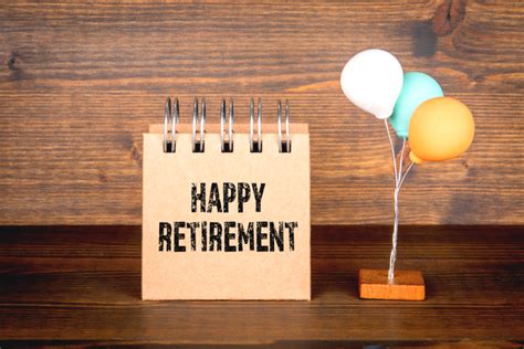 44 Best Retirement Wishes & Messages (2024 Update)