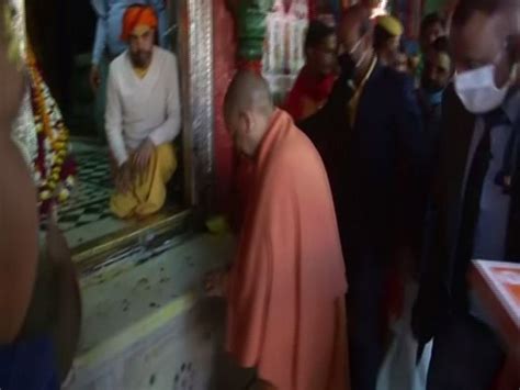 Up Cm Offers Prayers At Ayodhyas Ram Lalla Temple Reviews Development