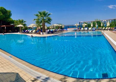 Where to Stay in Kefalonia - The 9 Best Hotels & Resorts