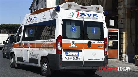 Livorno Muore In Casa A 54 Anni Davanti Alla Madre