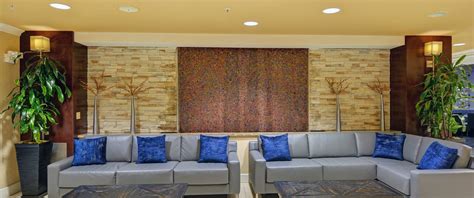 Valencia Hotels - Embassy Suites by Hilton Valencia