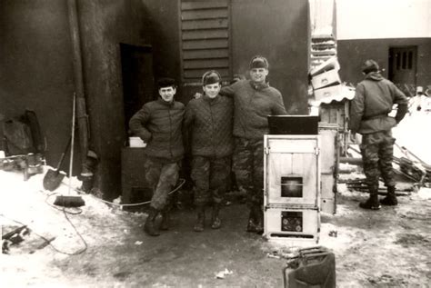 Photo de classe MANOEUVRE A STETTEN de 1964 42 éme Ri Copains d avant