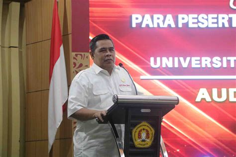 Dekan Fakultas Hukum Upn Veteran Jakarta Melakukan Pelepasan