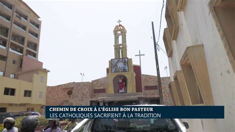 Chemin de Croix à léglise bon pasteur Les catholiques sacrifient à