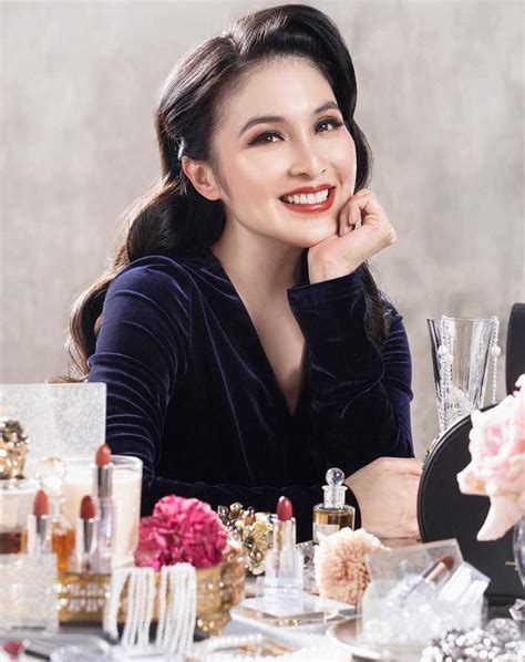 Sandra Dewi Photo Hot Pic Picture Photo Gallery
