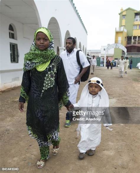 Al Rahman Mosque Photos and Premium High Res Pictures - Getty Images