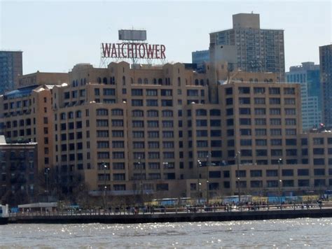 Jehovahs Witnesses Could Get 1b For Watchtower Building Other Nyc