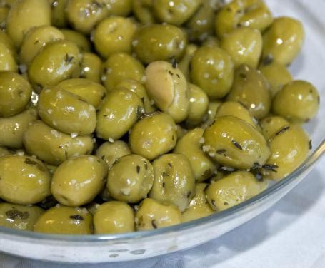 Olive Schiacciate La Ricetta Per Preparare Le Olive Schiacciate