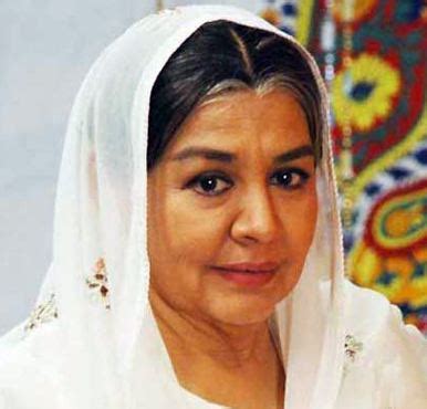 Farida Jalal Family Husband Son Daughter Father Mother Marriage Photos ...