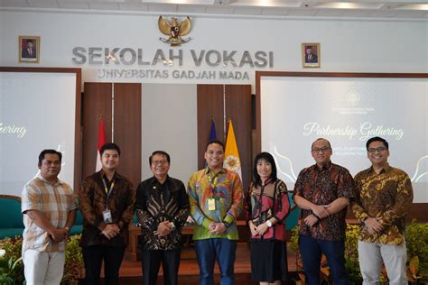 48 Mitra Hadiri Partnership Gathering Sekolah Vokasi UGM Universitas