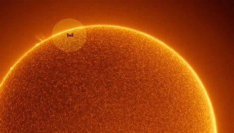 NASA Reveals Breathtaking Photo of International Space Station Passing ...